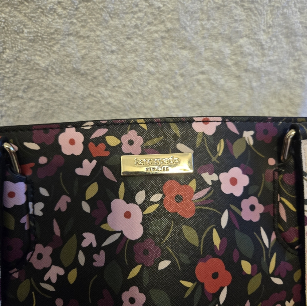 Kate Spade Laural Way Boho Bag - Picture 3 of 4